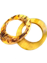 Load image into Gallery viewer, Chunky Tortoise Shell and Matching Bangles
